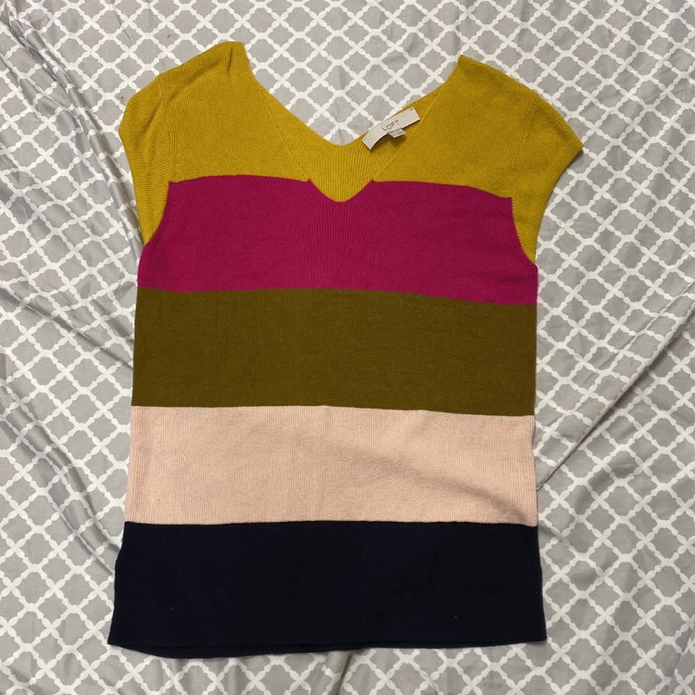 ⭐️ 3/$30 or 6/$50! LOFT Multicolor Striped Top